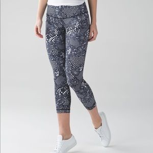 Lululemon Cropped Patterned Leggings